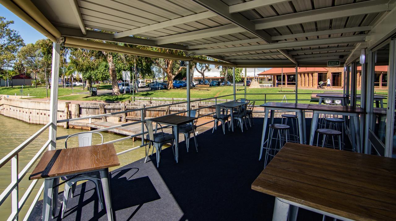 Murray River Queen Hotel Renmark Exterior photo
